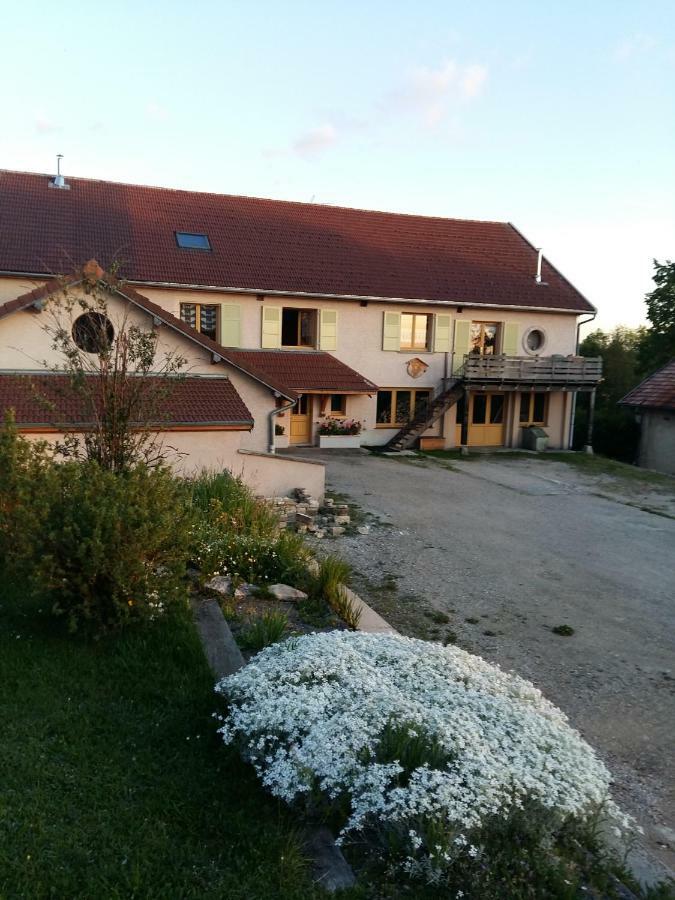 Le Chant Du Coq Bief-des-Maisons Экстерьер фото